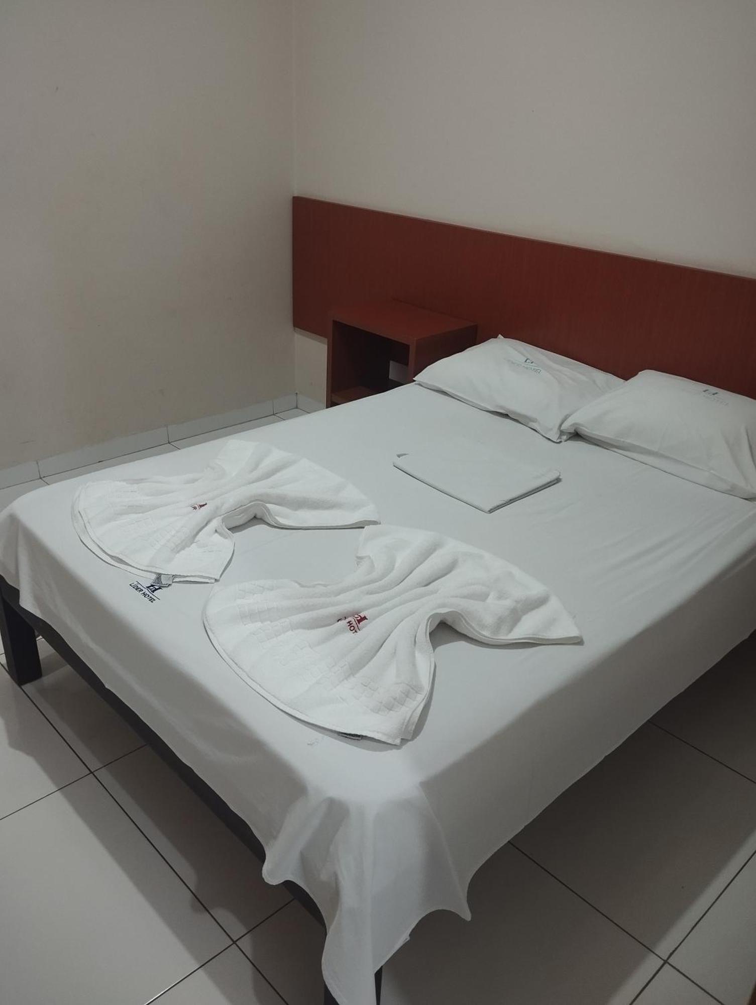 Lider Hotel 戈亚尼亚 外观 照片